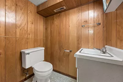 3948 E Underwood Ave, Cudahy, WI 53110 - Photo 23