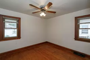 2209 S 63rd St, West Allis, WI 53219 - Photo 17