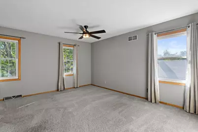 N78W15498  Old Gate Rd, Menomonee Falls, WI 53051 - Photo 7