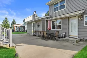 N78W15498 Old Gate Rd, Menomonee Falls, WI 53051 - Photo 3