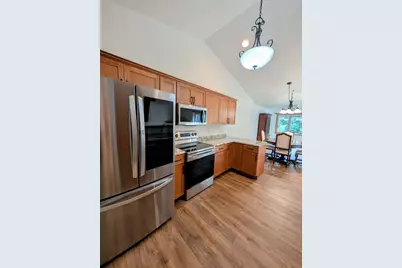 2645  Havenwood Dr #C, Oshkosh, WI 54904 - Photo 9
