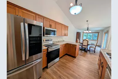 2645  Havenwood Dr #C, Oshkosh, WI 54904 - Photo 7