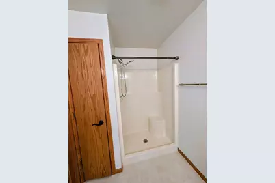 2645  Havenwood Dr #C, Oshkosh, WI 54904 - Photo 25