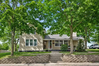 1120  11th Ave, Racine, WI 53182 - Photo 1