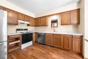 1426 Sunnydale Cir, West Bend, WI 53090 - Photo 15