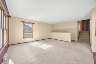 1426 Sunnydale Cir, West Bend, WI 53090 - Photo 7
