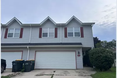 1426  Sunnydale Cir, West Bend, WI 53090 - Photo 1