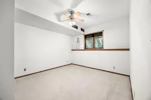 1426 Sunnydale Cir, West Bend, WI 53090 - Photo 31