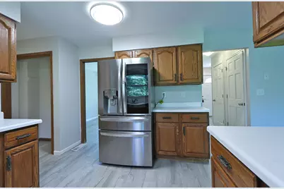 4600  Springbrook Rd, Pleasant Prairie, WI 53158 - Photo 9
