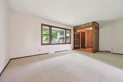 2839  Coventry Ln, Waukesha, WI 53188 - Photo 11