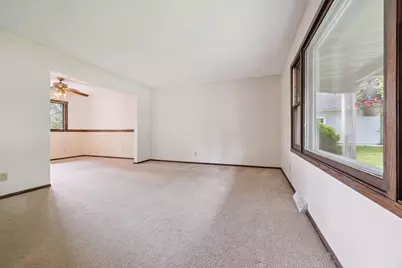 2839  Coventry Ln, Waukesha, WI 53188 - Photo 9