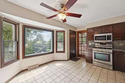 2839  Coventry Ln, Waukesha, WI 53188 - Photo 5