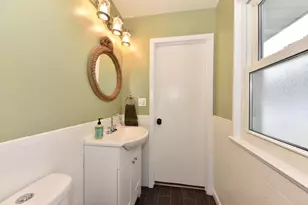 6100 W Hustis St, Milwaukee, WI 53223 - Photo 15