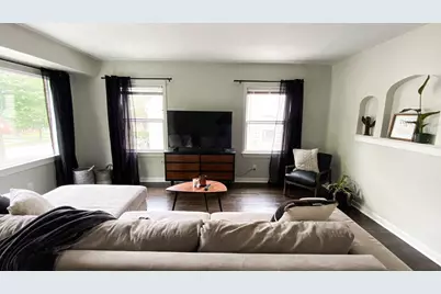 7705  Eagle St, Wauwatosa, WI 53213 - Photo 7