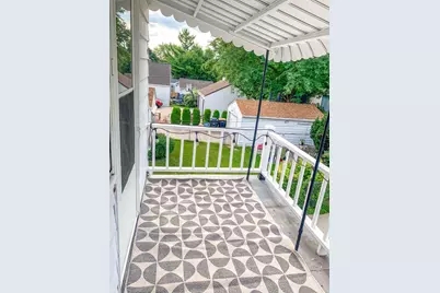 7705  Eagle St, Wauwatosa, WI 53213 - Photo 23
