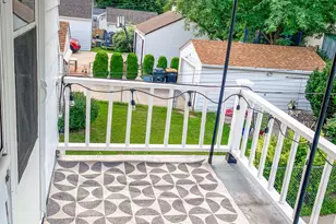 7705 Eagle St, Wauwatosa, WI 53213 - Photo 23