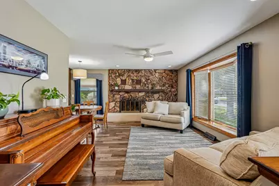 1118  Dogwood Ln, Waukesha, WI 53189 - Photo 31