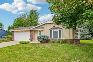 1118 Dogwood Ln, Waukesha, WI 53189 - Photo 29