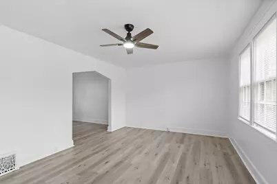 2465 W Congress St #4384, Milwaukee, WI 53209 - Photo 13