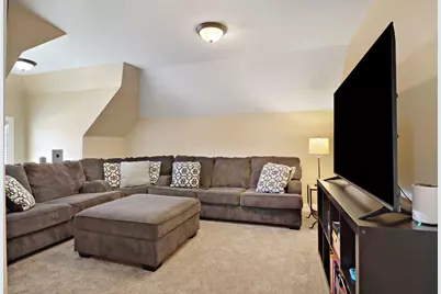 9665  Meadowdale Ln, Pleasant Prairie, WI 53158 - Photo 35