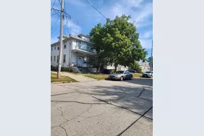 516  46th St, Kenosha, WI 53140 - Photo 1