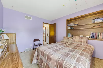 2721  Minot Ln, Waukesha, WI 53188 - Photo 27
