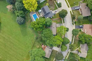 2721 Minot Ln, Waukesha, WI 53188 - Photo 41