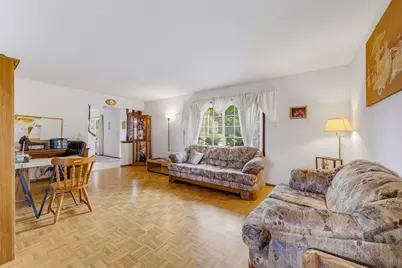 2721  Minot Ln, Waukesha, WI 53188 - Photo 5