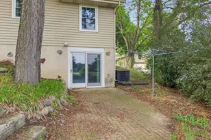 2721 Minot Ln, Waukesha, WI 53188 - Photo 35