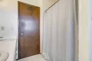 2721 Minot Ln, Waukesha, WI 53188 - Photo 23