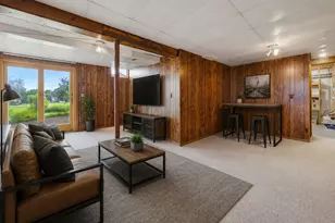 2721 Minot Ln, Waukesha, WI 53188 - Photo 31