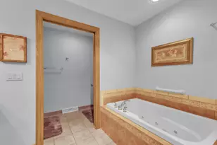 W5355 Gladhurst Ln, La Grange, WI 53121 - Photo 11