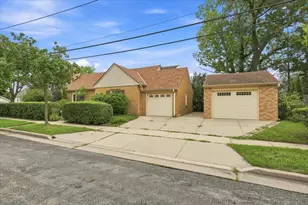 427 E Van Norman Ave, Milwaukee, WI 53207 - Photo 3
