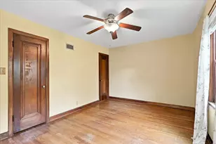 427 E Van Norman Ave, Milwaukee, WI 53207 - Photo 19