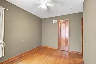 427 E Van Norman Ave, Milwaukee, WI 53207 - Photo 21