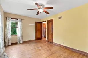 427 E Van Norman Ave, Milwaukee, WI 53207 - Photo 17