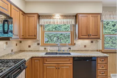 1606 N Pine St, Grafton, WI 53024 - Photo 7