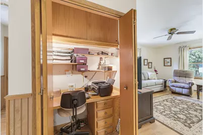 1606 N Pine St, Grafton, WI 53024 - Photo 21