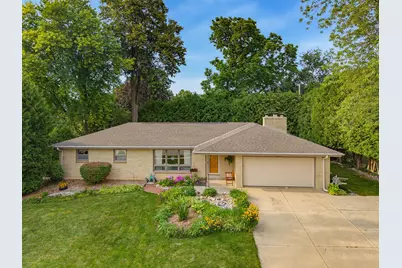 1606 N Pine St, Grafton, WI 53024 - Photo 1