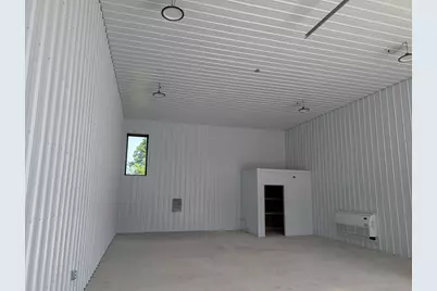 7600 N Teutonia Ave #4, Brown Deer, WI 53209 - Photo 3