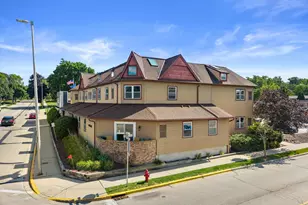 100 Main St, Pewaukee, WI 53072 - Photo 23