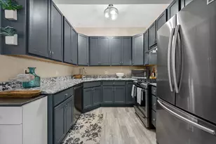 100 Main St, Pewaukee, WI 53072 - Photo 9