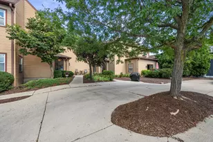 100 Main St, Pewaukee, WI 53072 - Photo 21