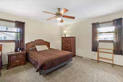 W222N2281  Glenwood Ln, Pewaukee, WI 53186 - Photo 25