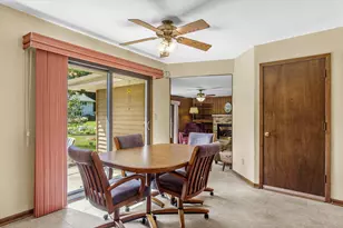 W222N2281 Glenwood Ln, Pewaukee, WI 53186 - Photo 11