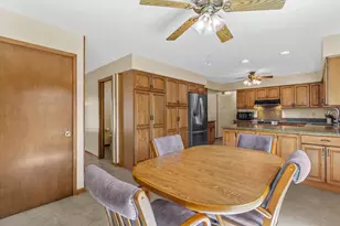 W222N2281 Glenwood Ln, Pewaukee, WI 53186 - Photo 13