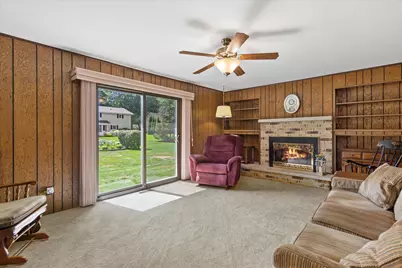 W222N2281  Glenwood Ln, Pewaukee, WI 53186 - Photo 21