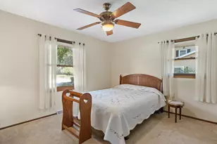 W222N2281 Glenwood Ln, Pewaukee, WI 53186 - Photo 27