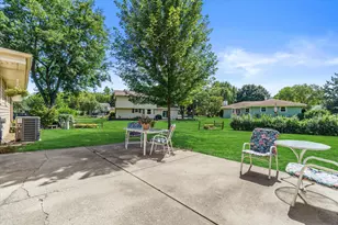 W222N2281 Glenwood Ln, Pewaukee, WI 53186 - Photo 45