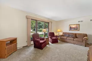 W222N2281 Glenwood Ln, Pewaukee, WI 53186 - Photo 17